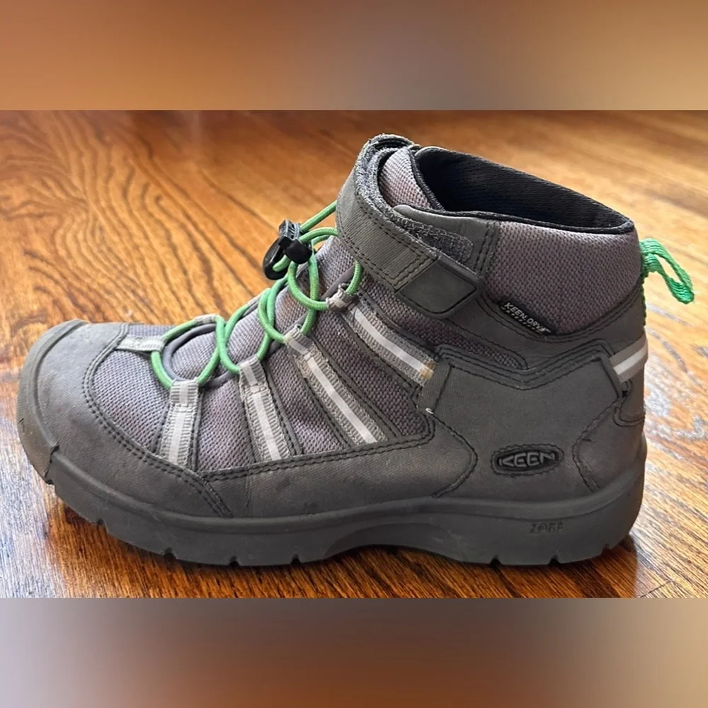 KIDS KEEN Waterproof Gray Hiking Boots - SIZE 4